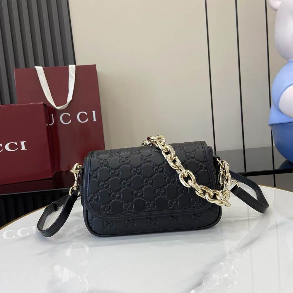 Alternative view of GG Emblem small shoulder bag