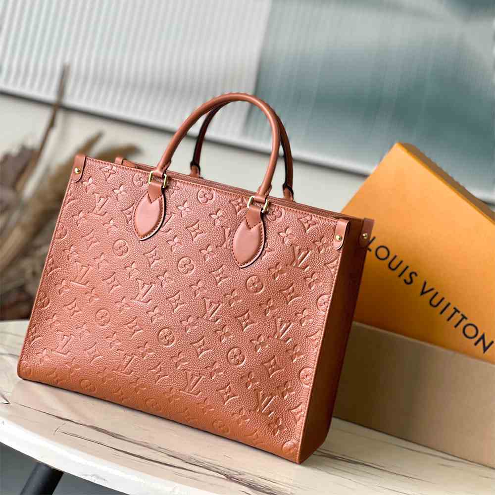 LV Onthego MM - Image 6