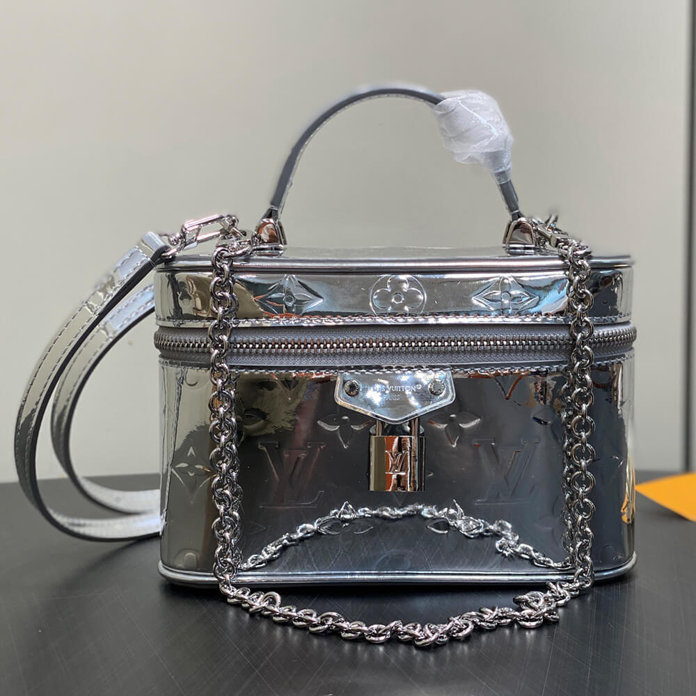 LV Vanity Chain Pouch - Image 3