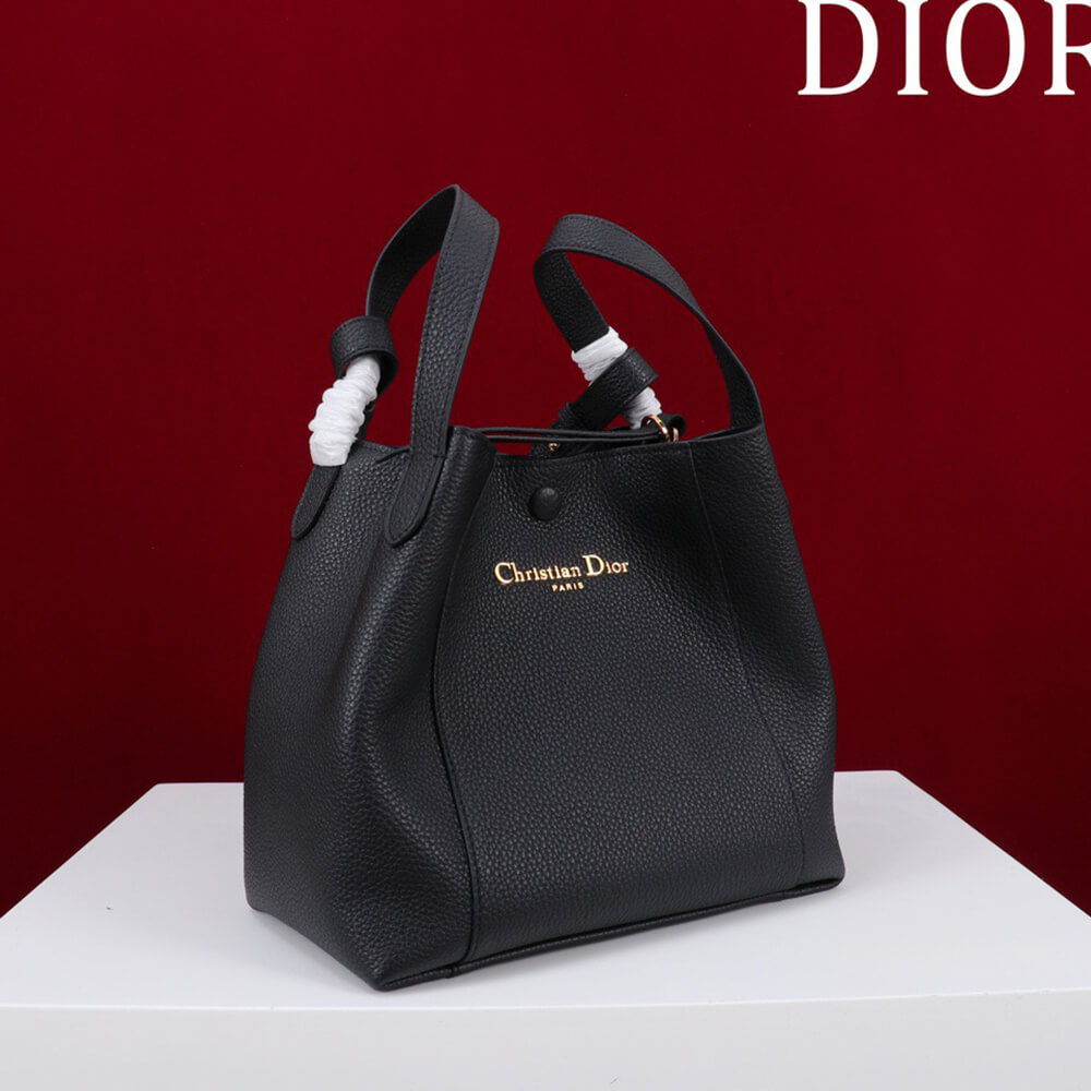 Dior Medium Signature Bucket Bag - Image 7