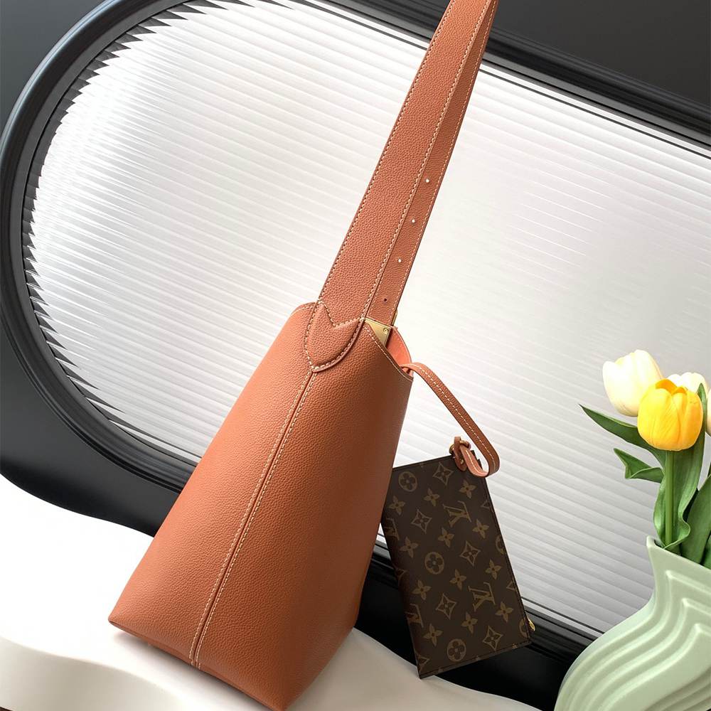 LV Low Key Hobo PM - Image 5