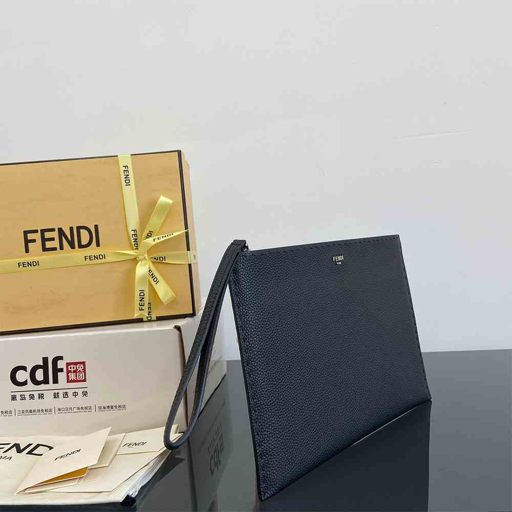Fendi Selleria Flat Pouch Medium - Image 8