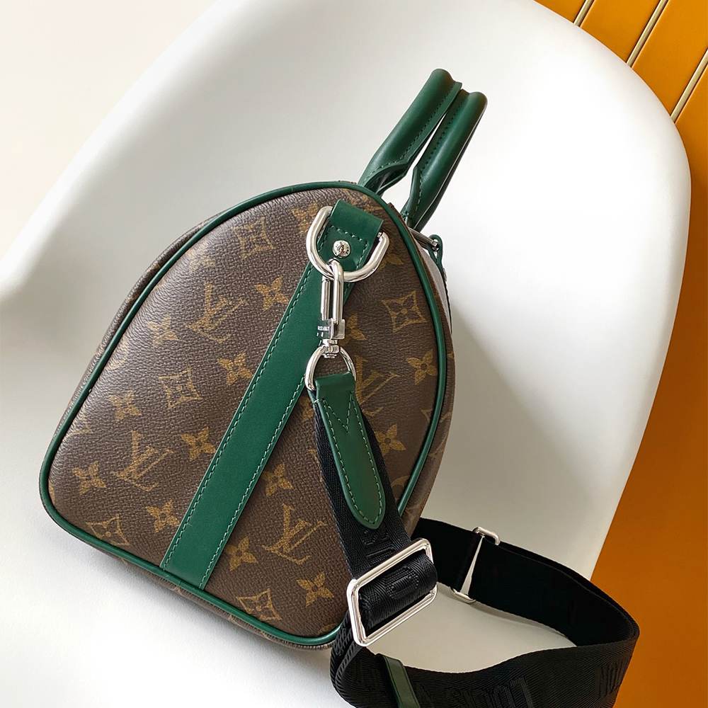 LV Keepall Bandoulière 35 - Image 7