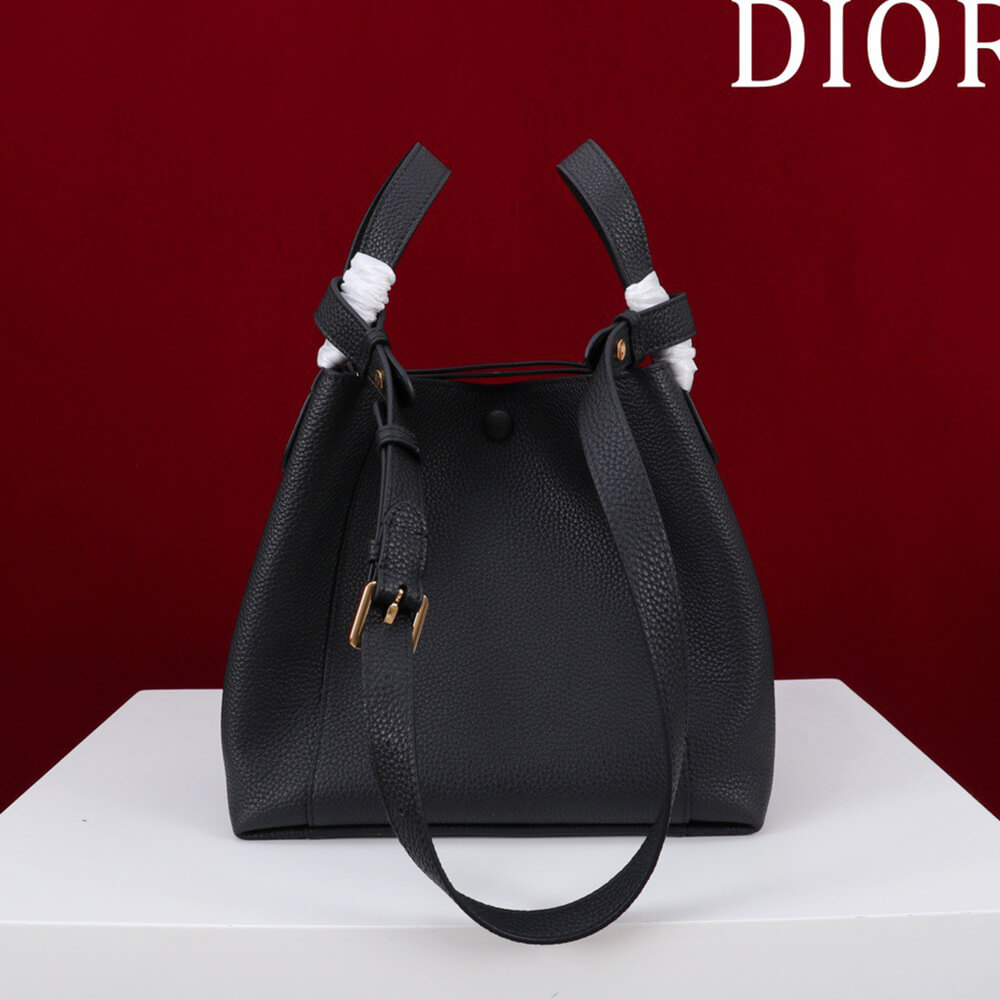 Dior Medium Signature Bucket Bag - Image 3