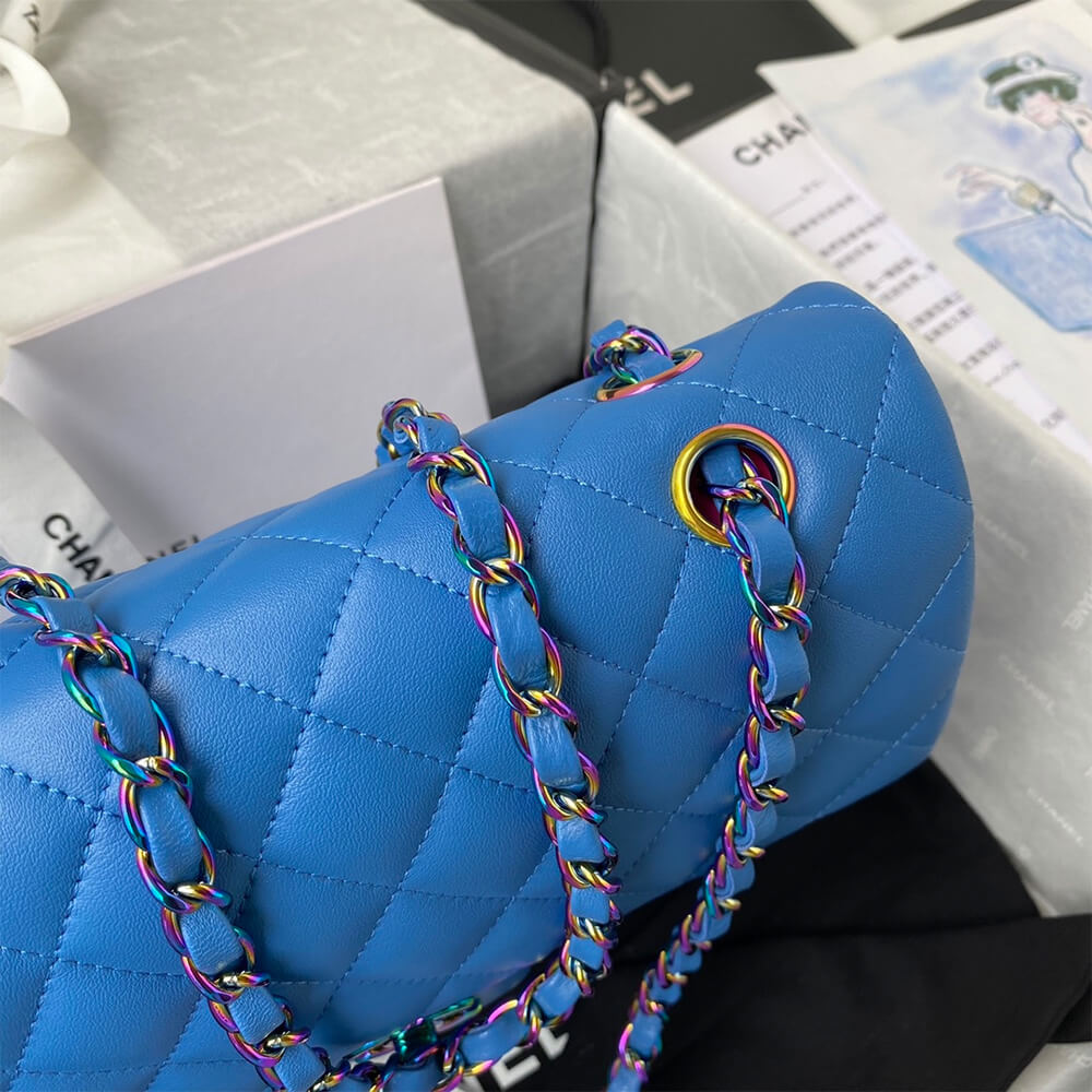 CHANEL Classic Handbag - Image 2