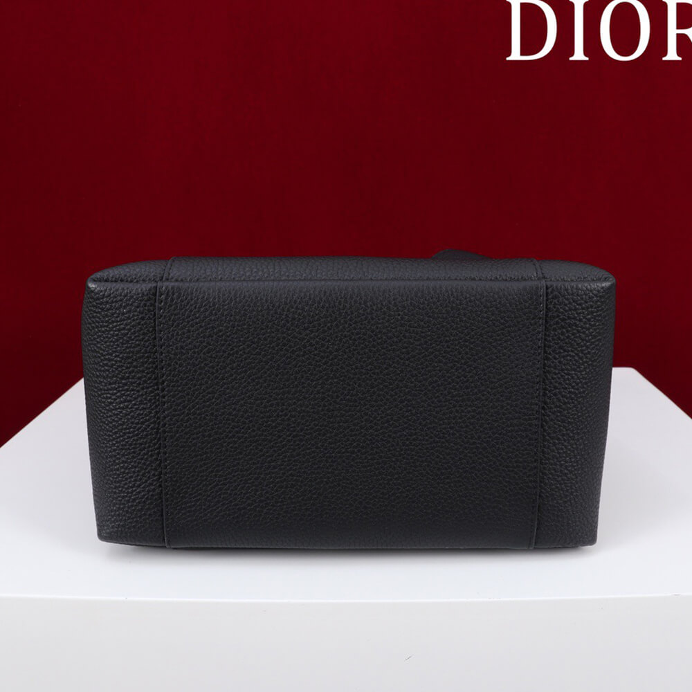 Dior Medium Signature Bucket Bag - Image 2