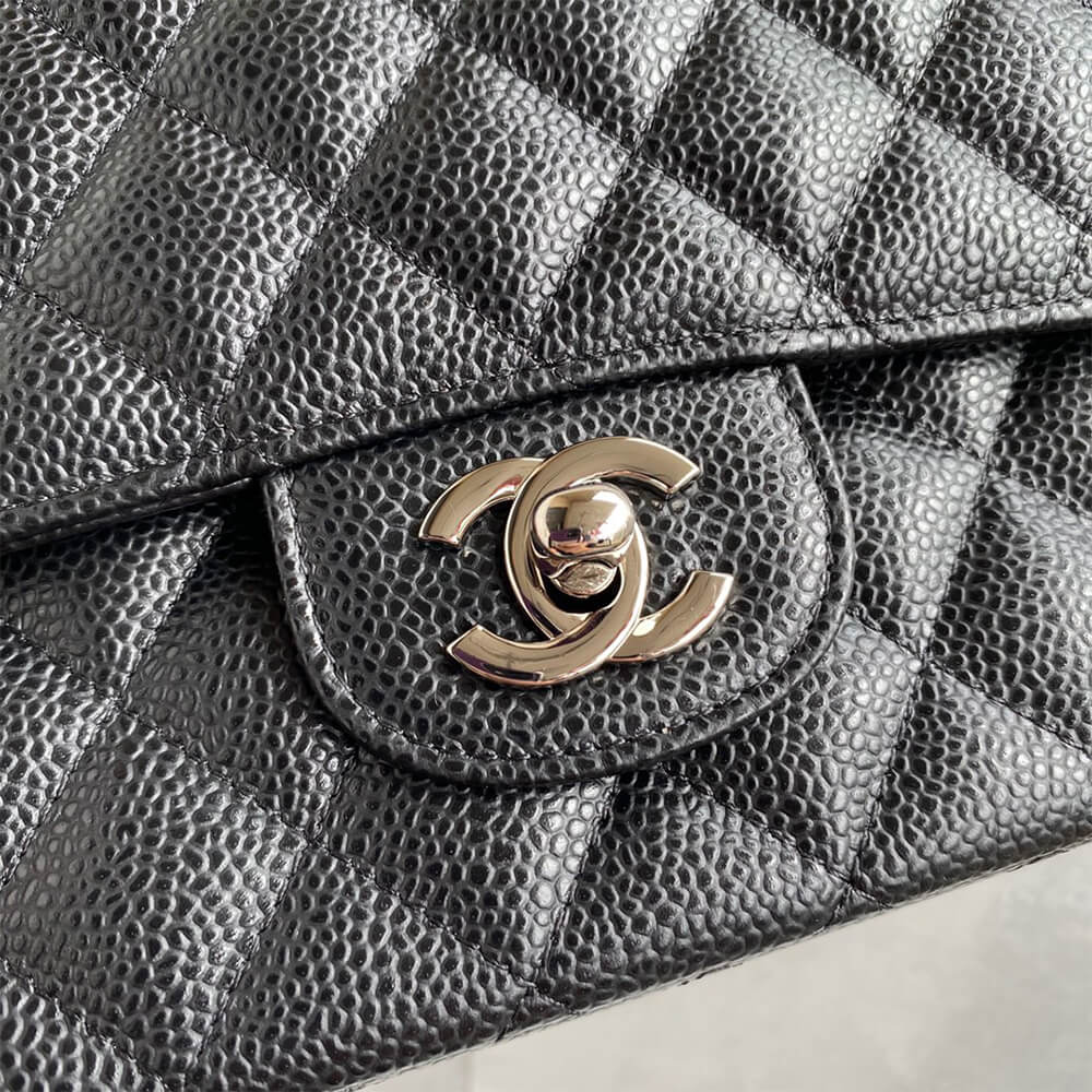 CHANEL CLASSIC HANDBAG - Image 2