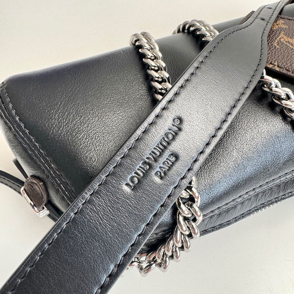 LV Pochette Vibe - Image 2