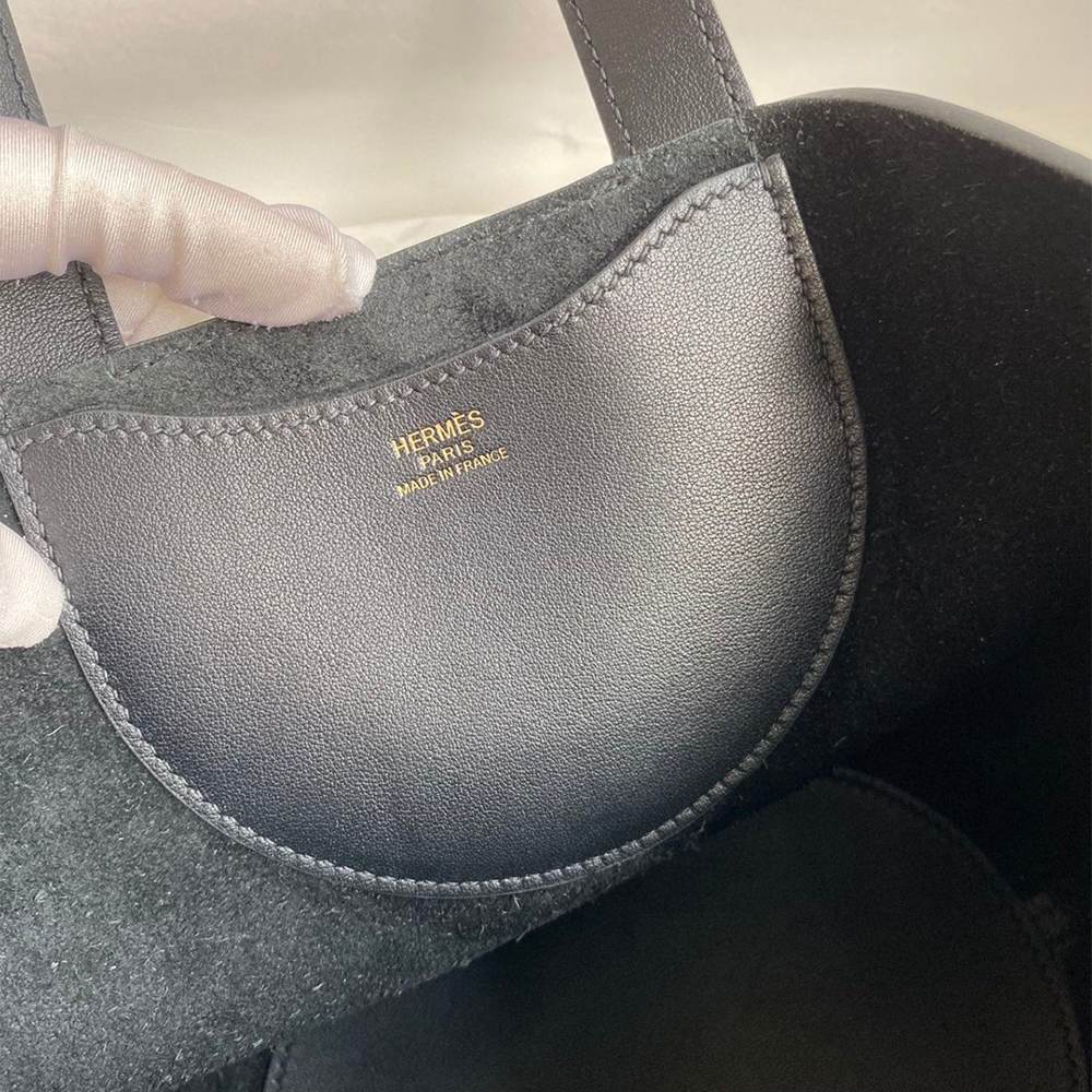 Alternative view of Hermès In-the-Loop 18