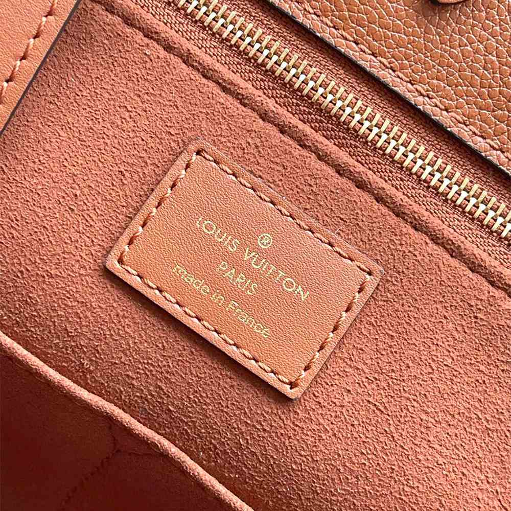 LV Onthego MM - Image 4