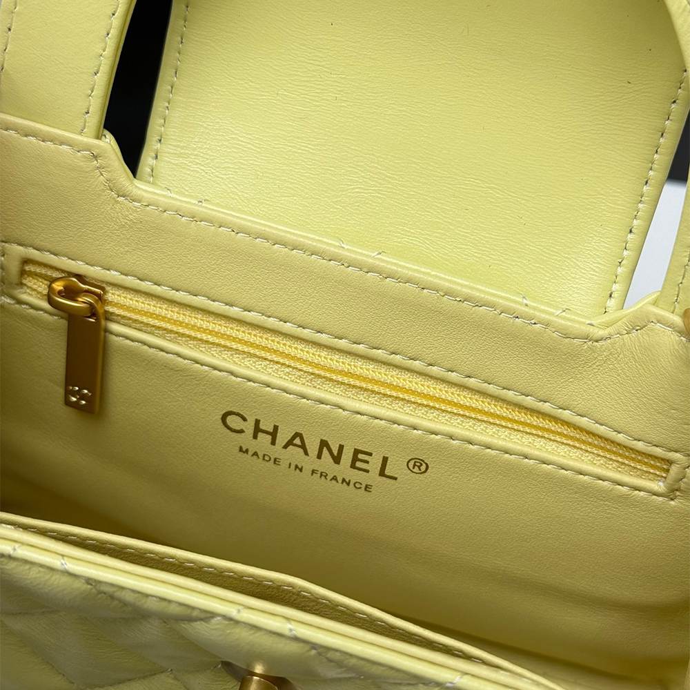 Alternative view of CHANEL KELLY BAG(HIGH-END GRADE)