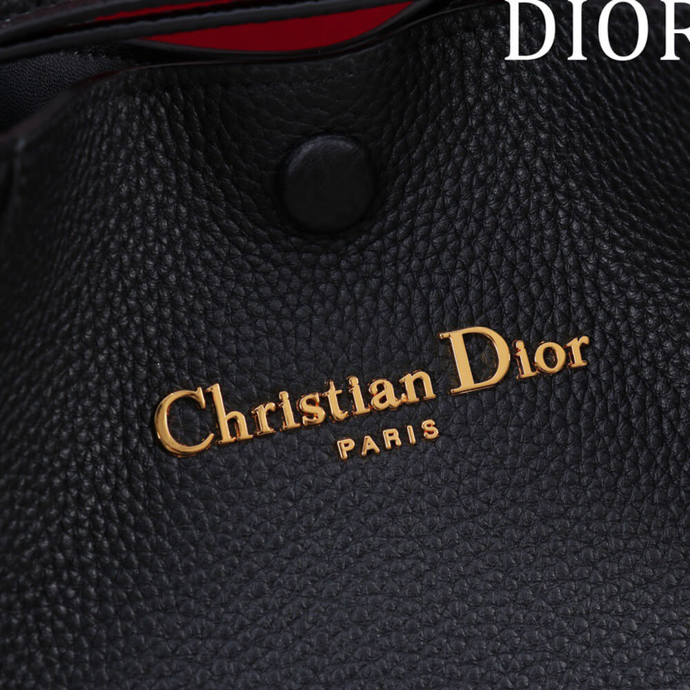 Dior Medium Signature Bucket Bag - Image 8
