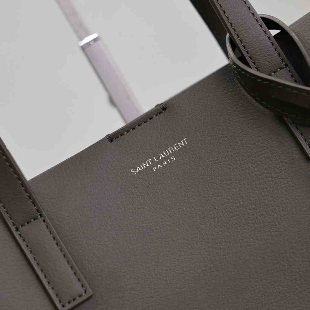 Alternative view of YSL SHOPPING SAINT LAURENT TOY IN LEATHER