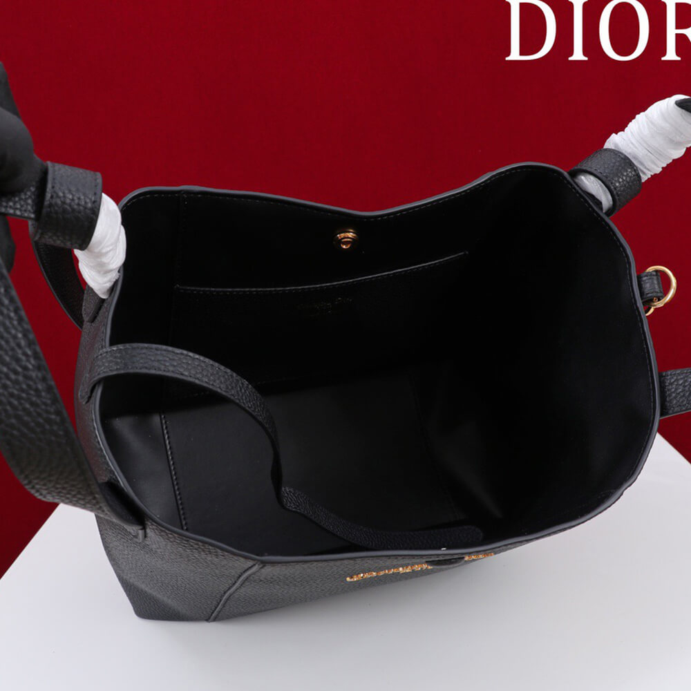 Dior Medium Signature Bucket Bag - Image 5