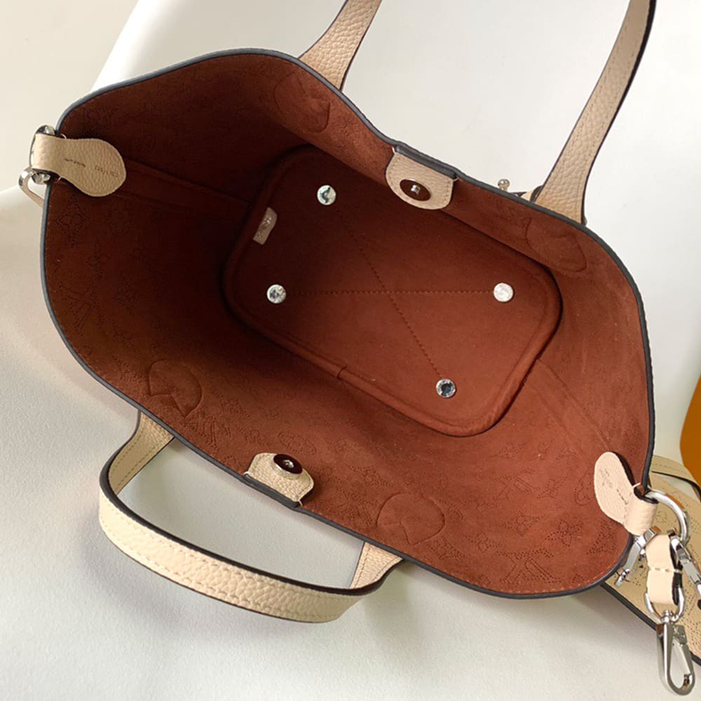 Alternative view of LV Blossom PM(HIGH-END GRADE)