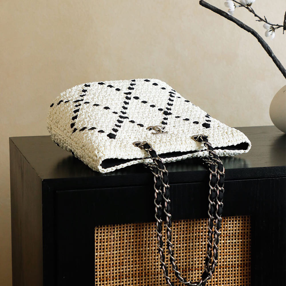 Alternative view of Chanel SMALL TOTE(HIGH-END GRADE)